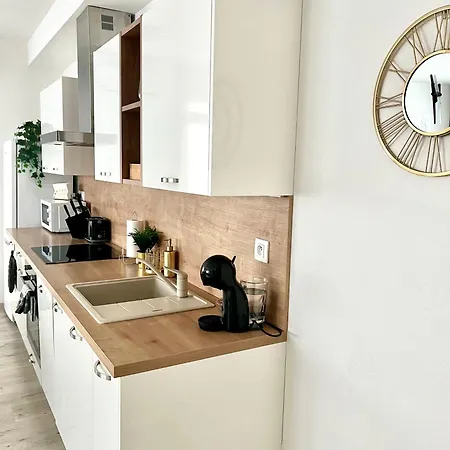 Apartment The Elite Ii Downtown Ac & Garage Parking *