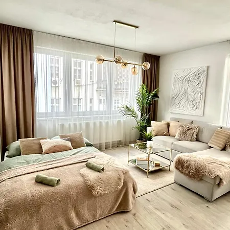 The Elite Ii Downtown Ac & Garage Parking Apartamento Bratislava