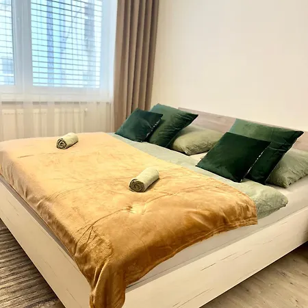 The Elite Ii Downtown Ac & Garage Parking Apartment *