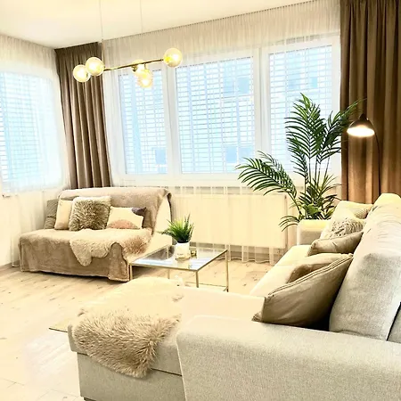 The Elite Ii Downtown Ac & Garage Parking Apartment Bratislava
