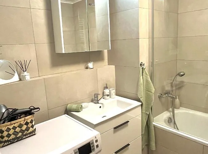 The Elite Ii Downtown Ac & Garage Parking Apartman Pozsony