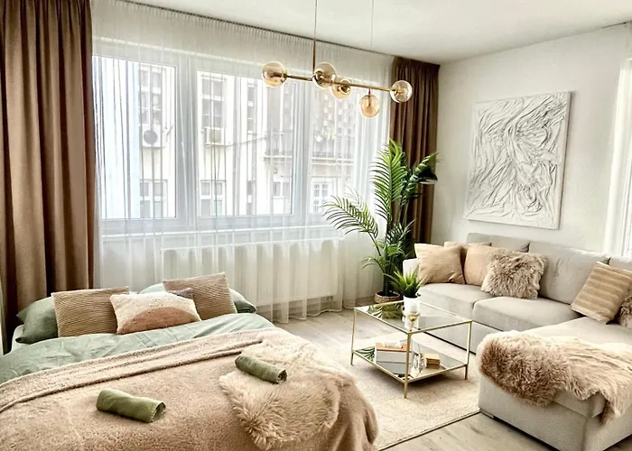 The Elite Ii Downtown Ac & Garage Parking شقة براتسيلافا