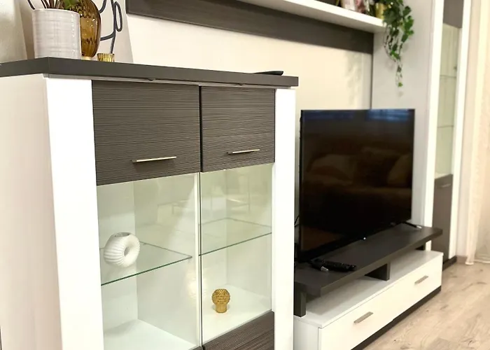 The Elite Ii Downtown Ac & Garage Parking * Pozsony